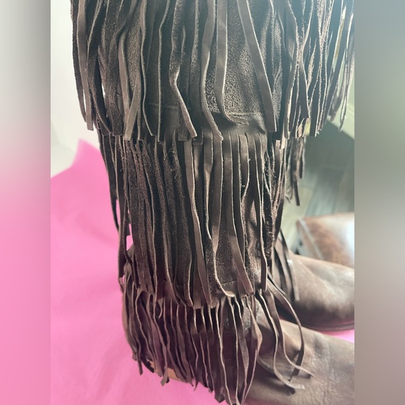 DONALD J PLINER fringe boots - Picture 7 of 9